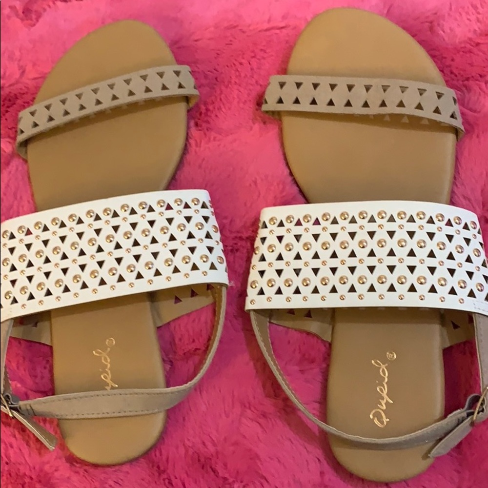 Qupid sandals size 9